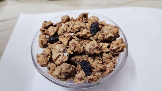 banana granola