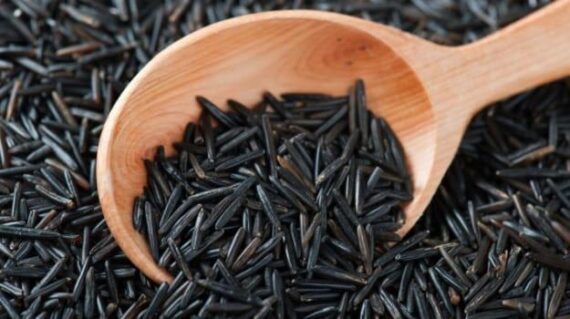 raw black rice