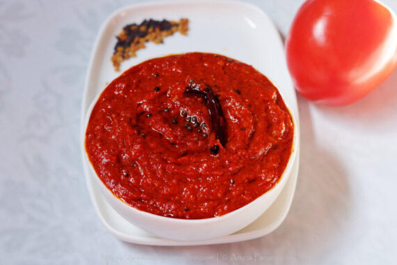 red chilli tomato pickle