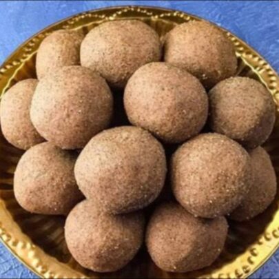 urad dal laddu